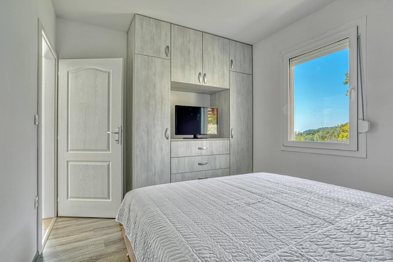 Two Bedroom House With Sea View Maj Buljarica Exterior foto